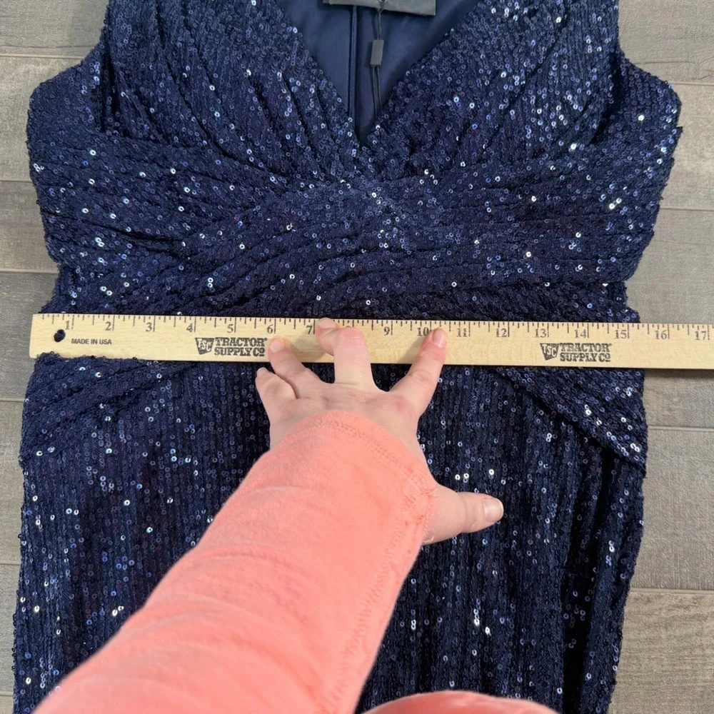 NEW Ieena by Mac Duggal V-Neck Sequin Gown in Navy - Picture 10 of 11